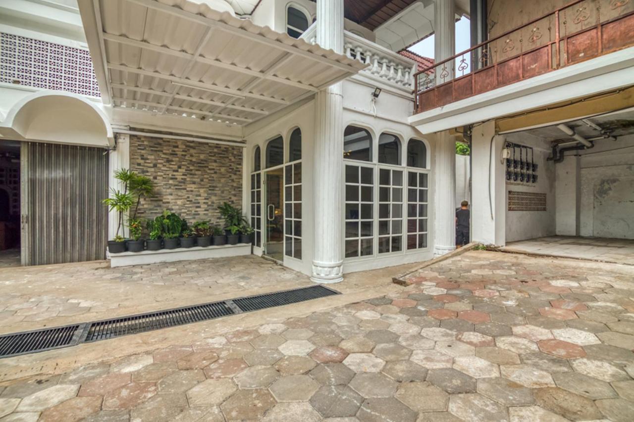 Reddoorz Plus Near Akademi Kepolisian Semarang 3 Luaran gambar